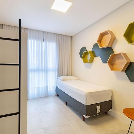 Porto Madero - Apartamento Em Condo Com Piscina Bombinhas Buitenkant foto