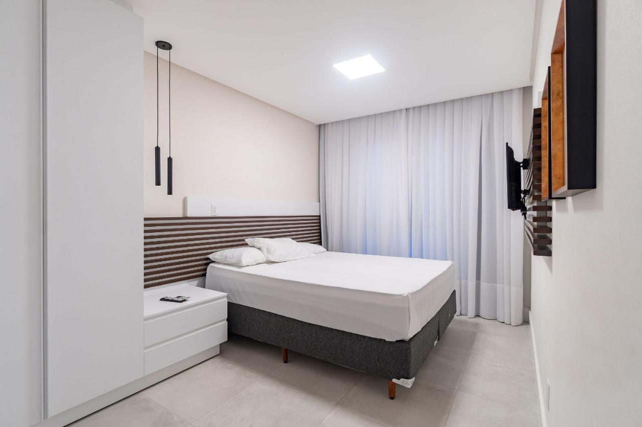 Porto Madero - Apartamento Em Condo Com Piscina Bombinhas Buitenkant foto