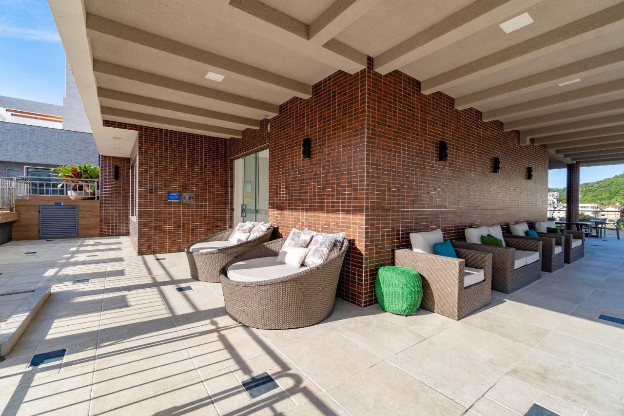 Porto Madero - Apartamento Em Condo Com Piscina Bombinhas Buitenkant foto